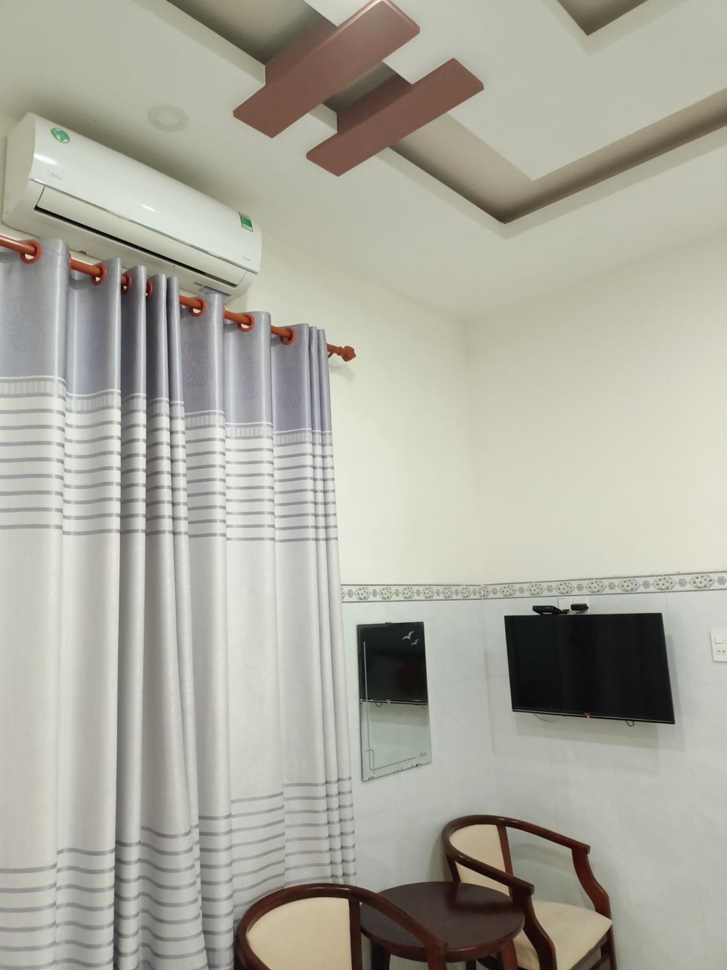 Khach San Mong An Hotel Vinh Hy Bagian luar foto