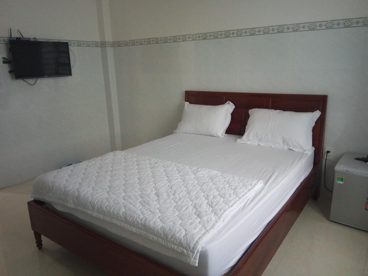 Khach San Mong An Hotel Vinh Hy Bagian luar foto