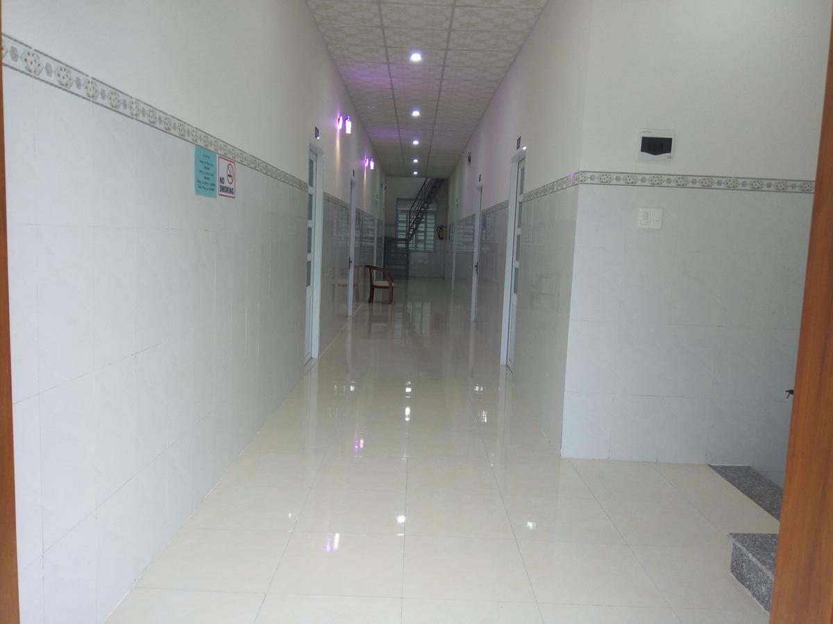 Khach San Mong An Hotel Vinh Hy Bagian luar foto