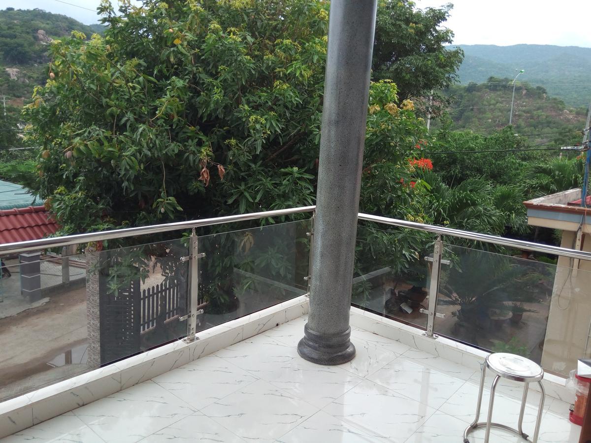 Khach San Mong An Hotel Vinh Hy Bagian luar foto
